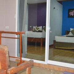 Отель Baan Long Beach Таиланд, Ланта - отзывы, цены и фото номеров - забронировать отель Baan Long Beach онлайн балкон