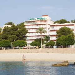 Hotel Tropico Playa пляж