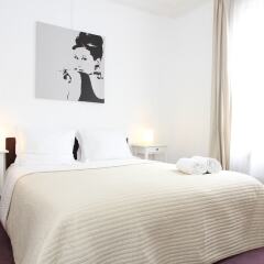 Апартаменты Saint Germain - Le Bon Marche Apartment комната для гостей фото 5