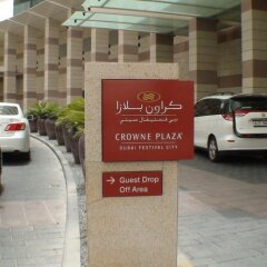 Отель Crowne Plaza Festival City ОАЭ, Дубай - отзывы, цены и фото номеров - забронировать отель Crowne Plaza Festival City онлайн городской автобус