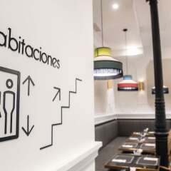 Отель Soho Boutique Opera & Spa городской автобус