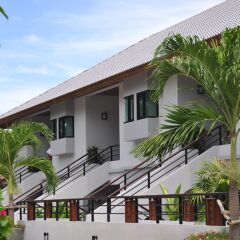 Отель Samui Honey Tara Villa Residence Таиланд, Самуи - отзывы, цены и фото номеров - забронировать отель Samui Honey Tara Villa Residence онлайн балкон