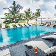 The Beach - All Suite Hotel бассейн фото 3