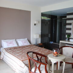 Отель Dali Luxury Rooms комната для гостей фото 3
