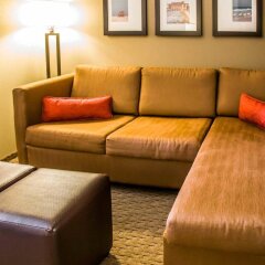 Отель Comfort Suites Sarasota - Siesta Key интерьер отеля фото 2