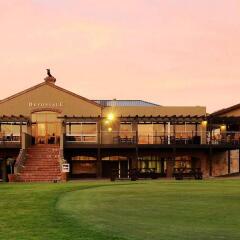 Отель Devonvale Golf & Wine Estate городской автобус