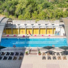 Отель Tryp Madrid Airport Suites Испания, Мадрид - отзывы, цены и фото номеров - забронировать отель Tryp Madrid Airport Suites онлайн бассейн фото 2