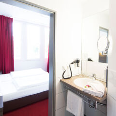 Отель City Aparthotel München Германия, Мюнхен - 2 отзыва об отеле, цены и фото номеров - забронировать отель City Aparthotel München онлайн ванная фото 2