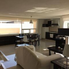 Отель Grupo Kings Suites Magnolia Мехико гостиничный бар
