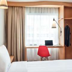 Отель Grand Mercure Yogyakarta Adi Sucipto Индонезия, Слеман - отзывы, цены и фото номеров - забронировать отель Grand Mercure Yogyakarta Adi Sucipto онлайн удобства в номере
