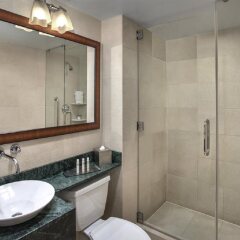 Отель DoubleTree by Hilton New York Downtown ванная