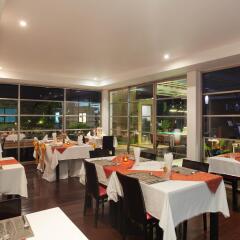 Отель The Residence Resort & Spa Retreat питание