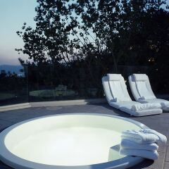 Отель Kefalari Suites Греция, Кифисия - отзывы, цены и фото номеров - забронировать отель Kefalari Suites онлайн бассейн