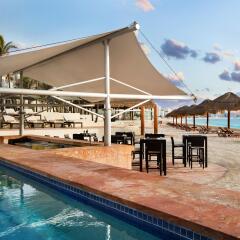 Отель The Westin Resort & Spa Cancun бассейн фото 2