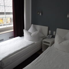 Отель Rheingoldhotel Düsseldorf комната для гостей фото 5