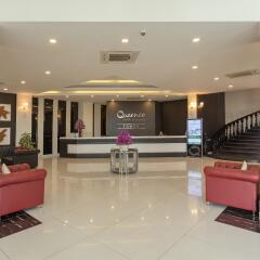 Queenco Hotel & Casino интерьер отеля фото 3