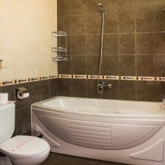 Отель Arena Hotel Болгария, Приморско - отзывы, цены и фото номеров - забронировать отель Arena Hotel онлайн ванная