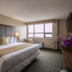 Ramada by Wyndham Northern Grand Hotel & Conference Centre in Fort St. John, Canada from 134$, photos, reviews - zenhotels.com guestroom photo 2