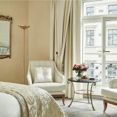 Отель Savoy Hotel Baur en Ville Швейцария, Цюрих - 1 отзыв об отеле, цены и фото номеров - забронировать отель Savoy Hotel Baur en Ville онлайн комната для гостей фото 5