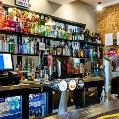 RUBY Pub & Hotel Брайтон гостиничный бар