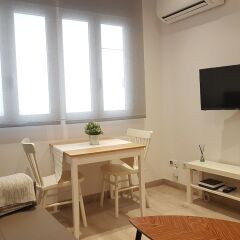 Отель Apartamento Chueca - Plaza Pedro Zerolo Испания, Мадрид - отзывы, цены и фото номеров - забронировать отель Apartamento Chueca - Plaza Pedro Zerolo онлайн в номере
