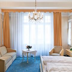 Hotel Pension Baronesse 4* Номер Комфорт с различными типами кроватей