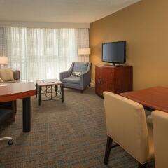 Отель Residence Inn Bethesda Downtown США, Бетесда - отзывы, цены и фото номеров - забронировать отель Residence Inn Bethesda Downtown онлайн удобства в номере
