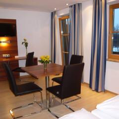 Boutique Hotel & Apartments Am Essigmanngut Аниф комната для гостей фото 4