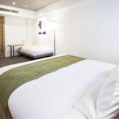 Отель Art Hotels Hamamatsucho Япония, Токио - отзывы, цены и фото номеров - забронировать отель Art Hotels Hamamatsucho онлайн комната для гостей фото 5