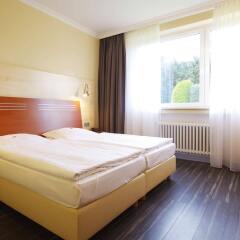 Отель Garten-Hotel Ponick Германия, Кёльн - отзывы, цены и фото номеров - забронировать отель Garten-Hotel Ponick онлайн комната для гостей фото 5