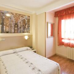 Отель Hostal Barcelona Барселона комната для гостей фото 4