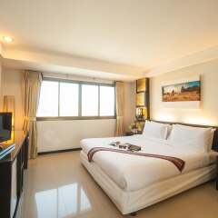 Отель Crystal Inn Phuket комната для гостей фото 6