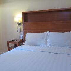 Отель La Gloria Residence Inn комната для гостей