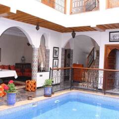 Отель Riad Porte Des 5 Jardins Марокко, Марракеш - отзывы, цены и фото номеров - забронировать отель Riad Porte Des 5 Jardins онлайн бассейн фото 2