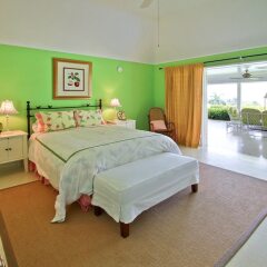 Отель Sea Island, 6BR by Jamaican Treasures Ямайка, Монтего-Бей - отзывы, цены и фото номеров - забронировать отель Sea Island, 6BR by Jamaican Treasures онлайн комната для гостей фото 3