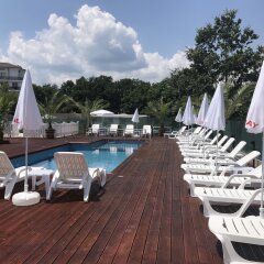 Family Hotel Sunday бассейн