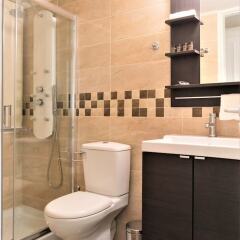 Апартаменты Heraklion Urban Apartments - Adults Only ванная фото 2