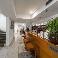 Garni Hotel Le Petit Piaf гостиничный бар