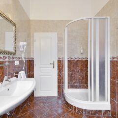 Отель Central Чехия, Карловы Вары - отзывы, цены и фото номеров - забронировать отель Central онлайн фото 2