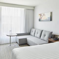 Отель Courtyard by Marriott Luton Airport комната для гостей фото 2