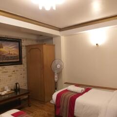 Отель Nepal Pavilion Inn Непал, Катманду - отзывы, цены и фото номеров - забронировать отель Nepal Pavilion Inn онлайн сейф в номере