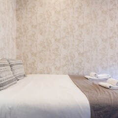 Апартаменты Liberty Duplex Three-Bedroom Apartment - by LU Holidays комната для гостей фото 4