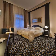 Отель EA Hotel Royal Esprit Чехия, Прага - 12 отзывов об отеле, цены и фото номеров - забронировать отель EA Hotel Royal Esprit онлайн комната для гостей фото 2
