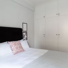 Отель UPSTREET Acropolis Core Bright Modern Apt Афины сейф в номере