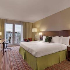 Отель Courtyard by Marriott Munich City East Мюнхен комната для гостей фото 3