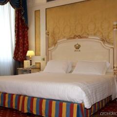 Hotel Splendide Royal - The Leading Hotels of the World in Rome, Italy from 867$, photos, reviews - zenhotels.com guestroom photo 5