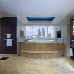 Отель Sheraton Imperial Kuala Lumpur Hotel Малайзия, Куала-Лумпур - 1 отзыв об отеле, цены и фото номеров - забронировать отель Sheraton Imperial Kuala Lumpur Hotel онлайн спа