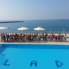 Lades Hotel Силифке бассейн