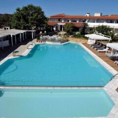 Отель Antigoni Beach Resort бассейн
