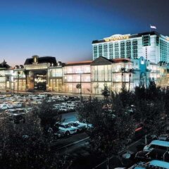 Отель The Orleans Hotel & Casino США, Лас-Вегас - отзывы, цены и фото номеров - забронировать отель The Orleans Hotel & Casino онлайн парковка